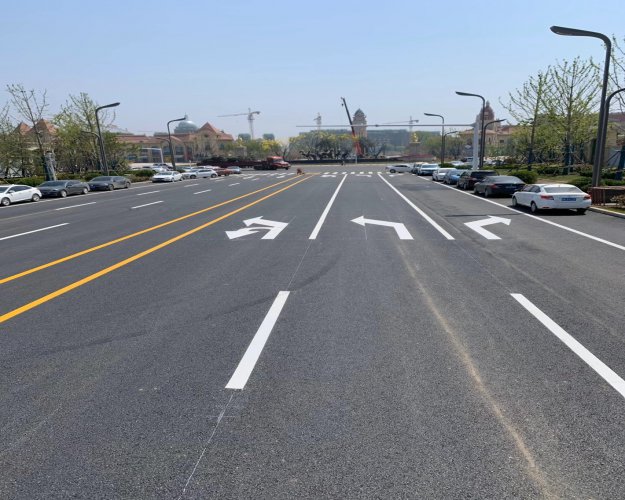 道路划线施工